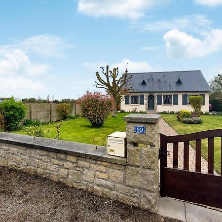 Lovely Home In La Fresnais With Kitchen Esterno foto